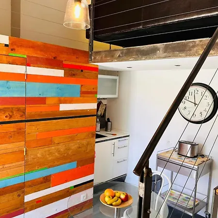 Avec Loggia, Piscine Et Parking Appartement *