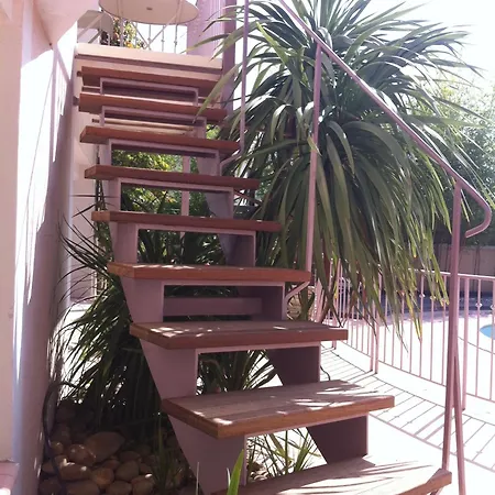 Avec Loggia, Piscine Et Parking Apartamento